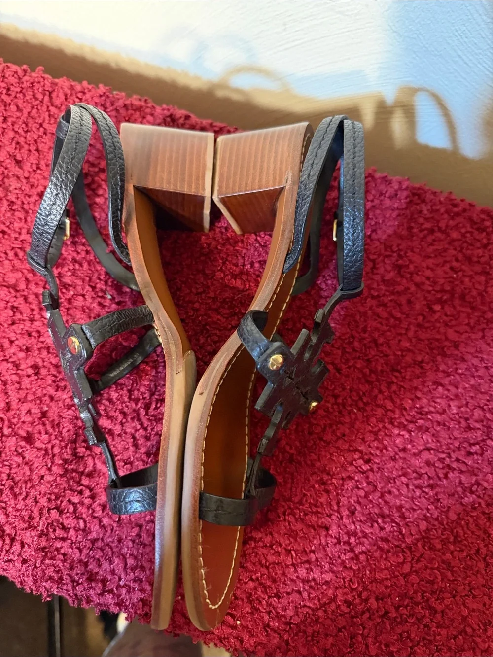 Tory Burch Black Leather T-Strap Phoebe Logo sandal Block Heel Sandals size 10